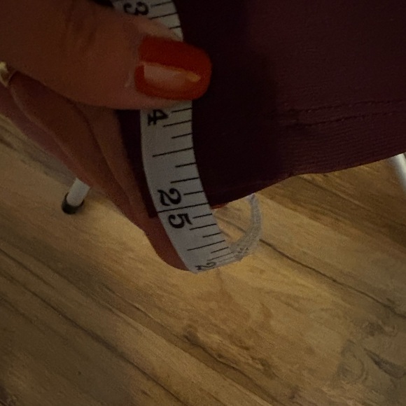 Ellen Tracy Women's Wide Leg Pants in Deep Burgundy - Picture 7 of 7